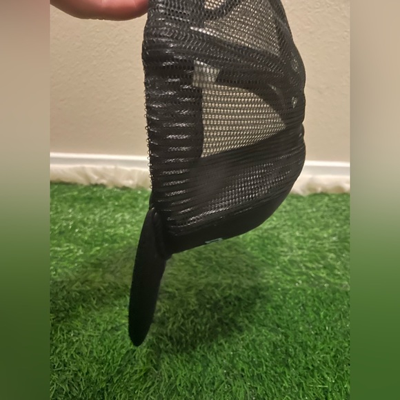 Dutch Bros Coffee Trucker Hat 2023 Limited Edition Black Mesh Cap - Picture 5 of 5